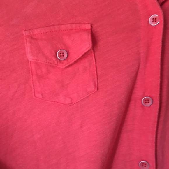 🌳🕊BANANA REPUBLIC shirt - Picture 3 of 3